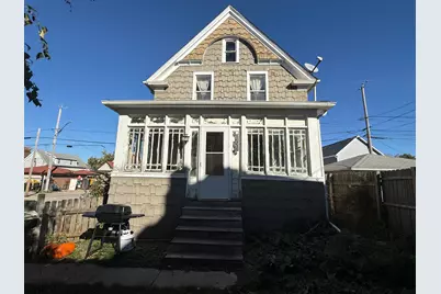 628  Milwaukee Ave, South Milwaukee, WI 53172 - Photo 1