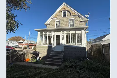628  Milwaukee Ave, South Milwaukee, WI 53172 - Photo 2