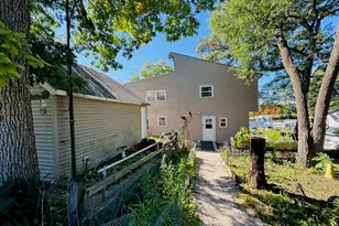 W179S6711 Muskego Dr, Muskego, WI 53150 - Photo 10