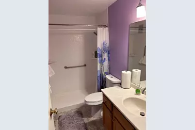 516  Laurel Lake Rd #1, Thiensville, WI 53092 - Photo 8