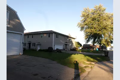 400  E North St, Silver Lake, WI 53170 - Photo 10