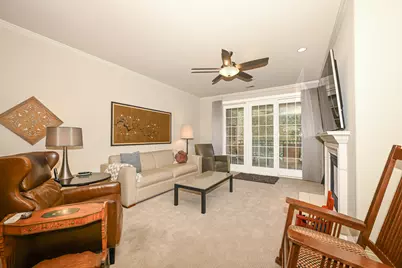 19045  Thomson Dr #104, Brookfield, WI 53045 - Photo 4