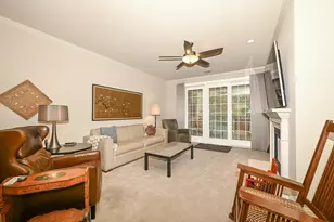 19045 Thomson Dr, Brookfield, WI 53045 - Photo 4