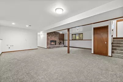 1066 N Meadow Dr, Silver Lake, WI 53170 - Photo 18