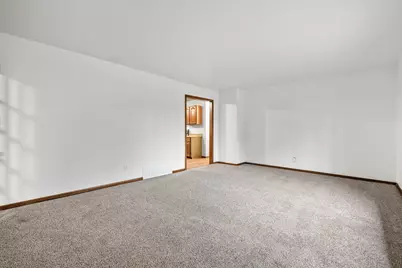 1066 N Meadow Dr, Silver Lake, WI 53170 - Photo 16