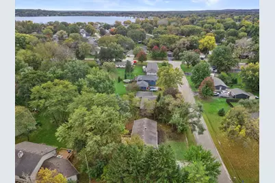 1066 N Meadow Dr, Silver Lake, WI 53170 - Photo 42