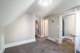 832 E Russell Ave, Milwaukee, WI 53207 - Photo 22