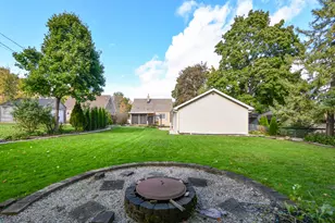 13501 W Greenfield Ave, New Berlin, WI 53151 - Photo 4