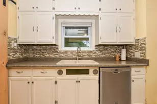 13501 W Greenfield Ave, New Berlin, WI 53151 - Photo 16