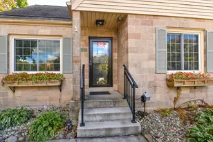 13501 W Greenfield Ave, New Berlin, WI 53151 - Photo 6