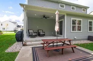516 Wild Oak Rd, Hartland, WI 53029 - Photo 48