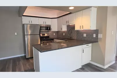 103  Evans Ct #5, Sheboygan Falls, WI 53085 - Photo 1