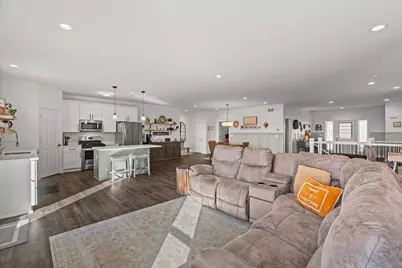 809  Winery Way, Cambridge, WI 53523 - Photo 22