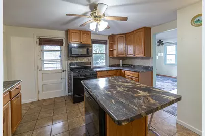 422  Washington St, Portage, WI 53901 - Photo 10