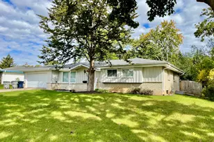 6864 N 85th St, Milwaukee, WI 53224 - Photo 2