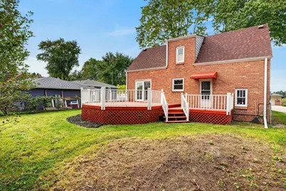 1409  Meadowbrook Blvd, Racine, WI 53405 - Photo 44