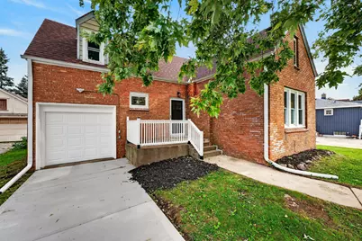 1409  Meadowbrook Blvd, Racine, WI 53405 - Photo 46