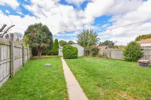 3671 S Pine Ave, Milwaukee, WI 53207 - Photo 4