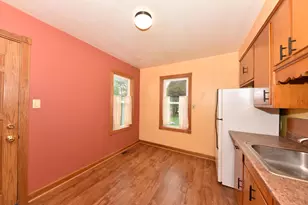 3671 S Pine Ave, Milwaukee, WI 53207 - Photo 12