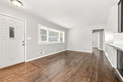 5134 N 81st St, Milwaukee, WI 53218 - Photo 2