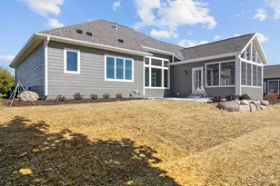 301 Fairway Meadows Ln, Sheboygan Falls, WI 53085 - Photo 12
