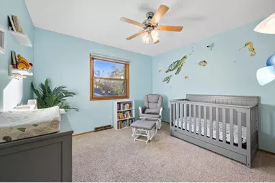 1605  Dixie Dr, Waukesha, WI 53189 - Photo 24