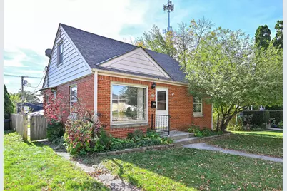 8709 W Elmore Ave, Milwaukee, WI 53222 - Photo 2