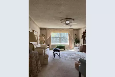 2101  Chateau Ct #206, Grafton, WI 53024 - Photo 6