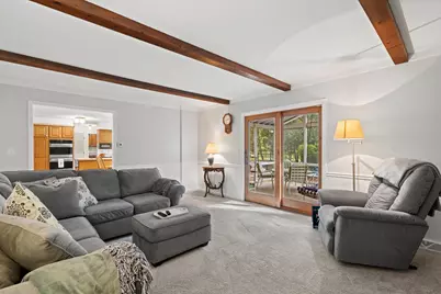 18045  Lamplighter Ln, Brookfield, WI 53045 - Photo 16