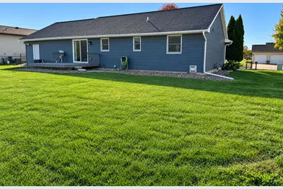 603  Pioneer Dr, Holmen, WI 54636 - Photo 4