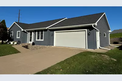 603  Pioneer Dr, Holmen, WI 54636 - Photo 2