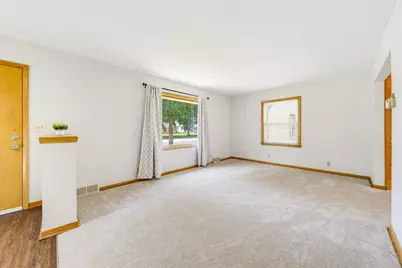 3744 N 100th St, Milwaukee, WI 53222 - Photo 2