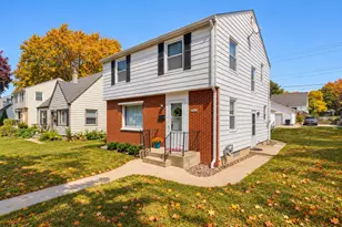 3744 N 100th St, Milwaukee, WI 53222 - Photo 1