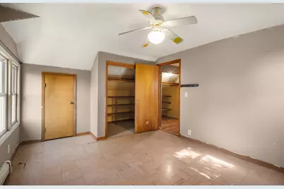 231  Edgewood Ln, West Bend, WI 53095 - Photo 18