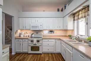 430 Gillette St, La Crosse, WI 54603 - Photo 2