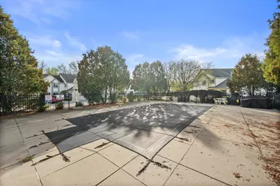 558  Pewaukee Rd #H, Pewaukee, WI 53072 - Photo 28