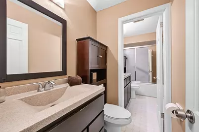 12583 N Woodberry Dr, Mequon, WI 53092 - Photo 20