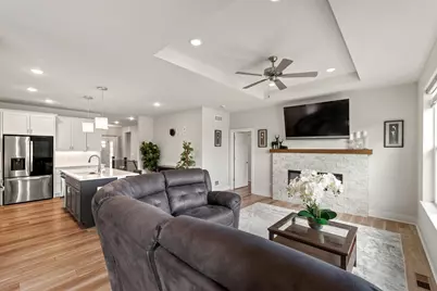 N161W21804  Daisy Dr, Jackson, WI 53037 - Photo 6