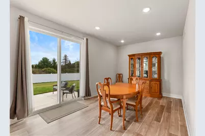 N161W21804  Daisy Dr, Jackson, WI 53037 - Photo 8