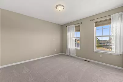 507  Oakmont Dr, Waukesha, WI 53188 - Photo 18