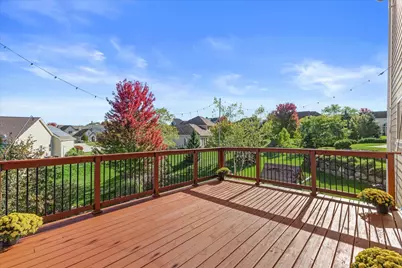 507  Oakmont Dr, Waukesha, WI 53188 - Photo 46