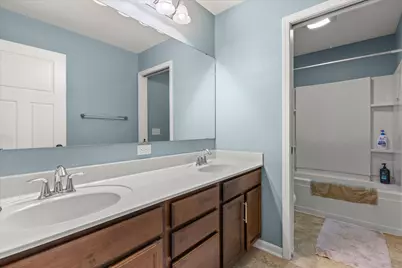 507  Oakmont Dr, Waukesha, WI 53188 - Photo 20