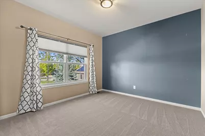 507  Oakmont Dr, Waukesha, WI 53188 - Photo 4