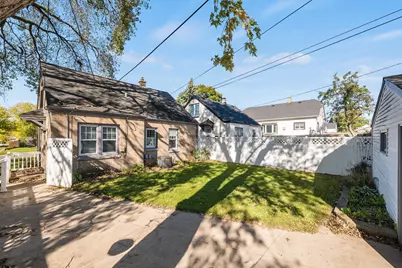 4176 S 5th Pl, Milwaukee, WI 53207 - Photo 16