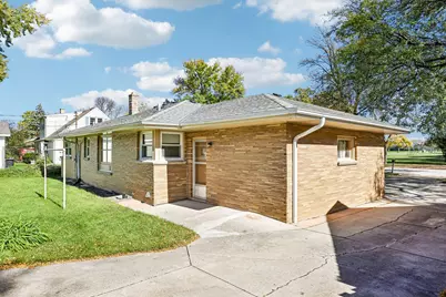 4527 N 100th St, Wauwatosa, WI 53225 - Photo 34