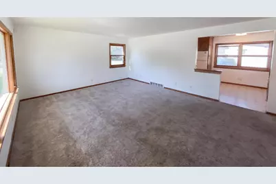 2322  Cooper Ave, Sheboygan, WI 53083 - Photo 8