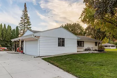 3423 W Wanda Ave, Milwaukee, WI 53221 - Photo 32