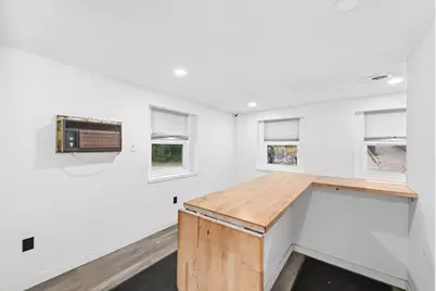 1759 S 83rd St, West Allis, WI 53214 - Photo 6