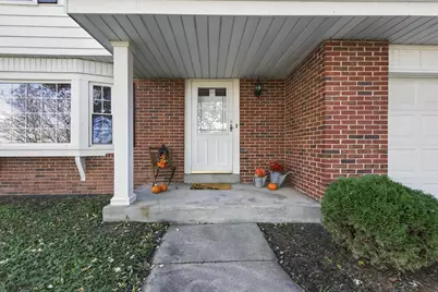 2684  Country Aire Dr, Jackson, WI 53012 - Photo 24