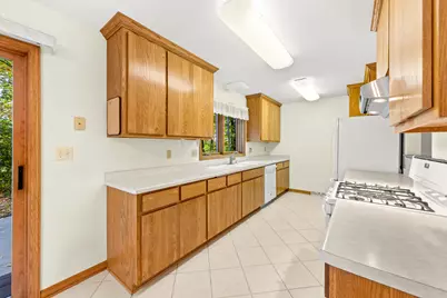 S70W16663  Hedgewood Dr, Muskego, WI 53150 - Photo 18